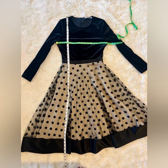 COPY-VALENTINO Velvet, Satin Trimmed, Polka Dot Net Black & Gold Dress Size S - Picture 7 of 11